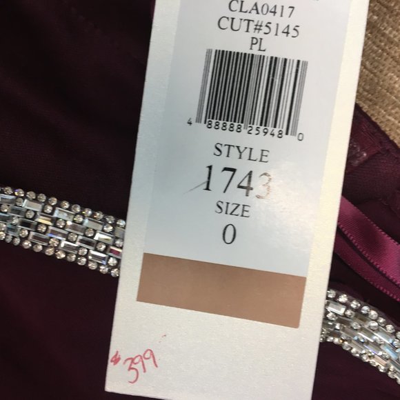 2-piece, Back Cut-out, Blingy Sexy Cruise Dress - Picture 11 of 16